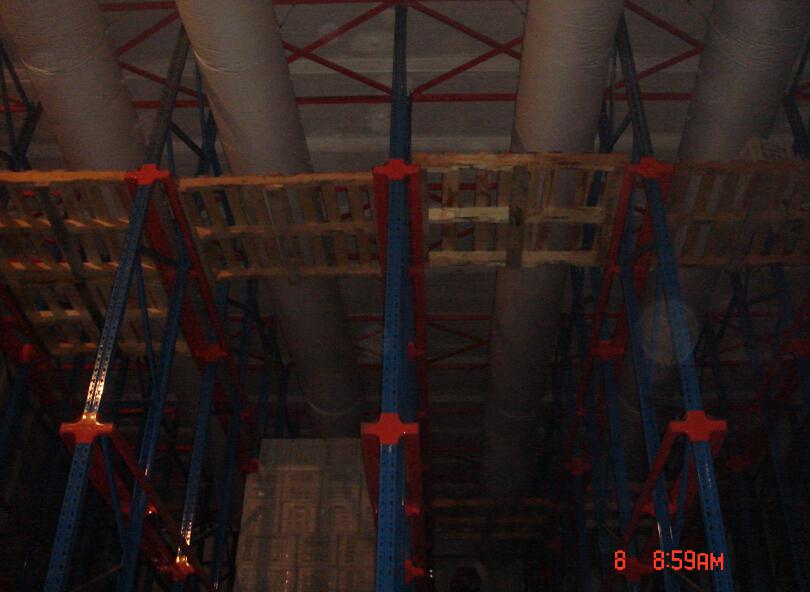 安装在货架上部的法瑞管