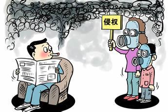 母亲与孩子共同抵制家庭二手烟