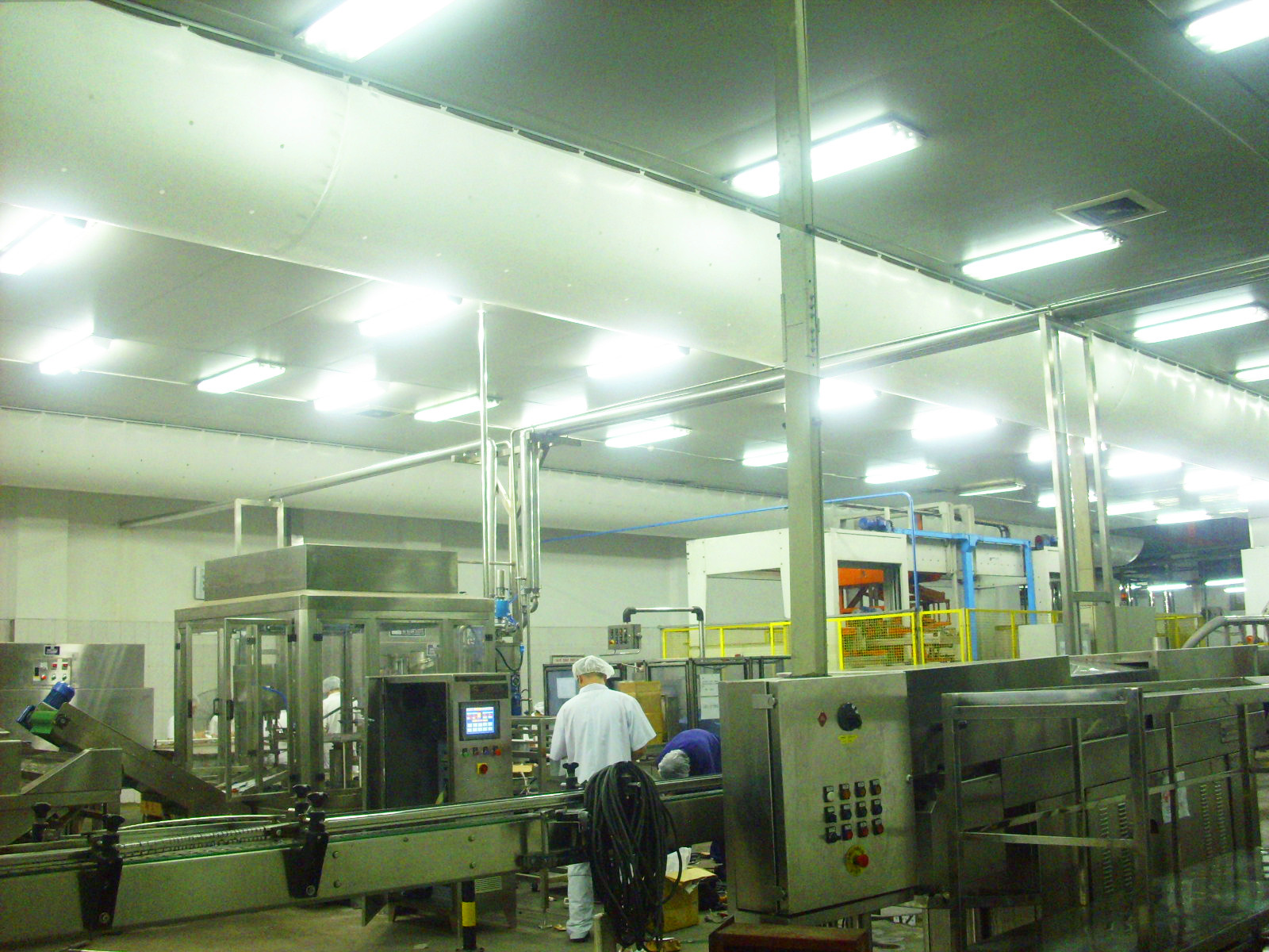 河南众品食业加工车间