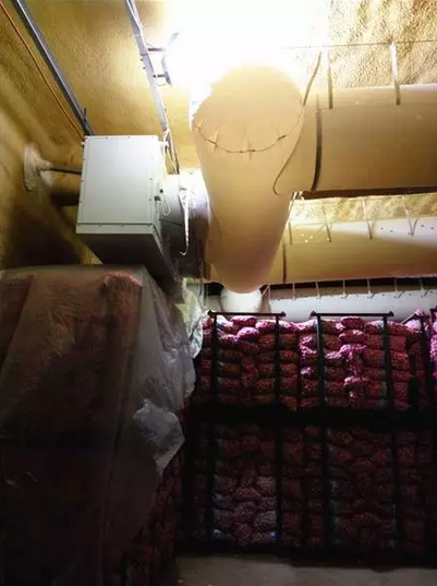 冷风机与布袋风管连接处