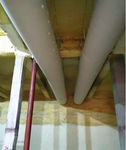 每个电机上接一根布风管