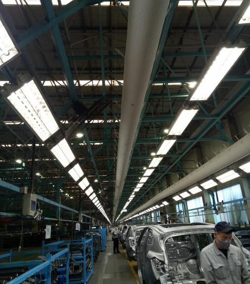 安装后的布袋风管